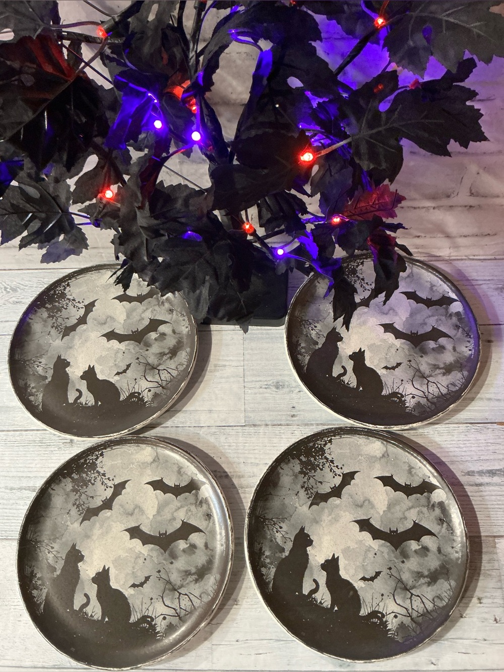 MADE IN COLOMBIA 4pk 8.25in cat salad plates